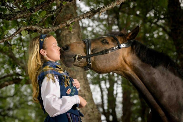 Konfirmasjonsbilder med kjæledyrene dine
